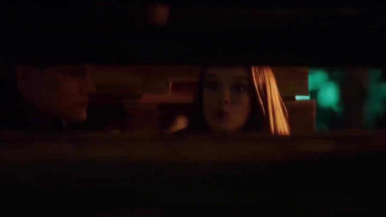 The Flash 5x03 Deleted Scene | The Death of Vibe