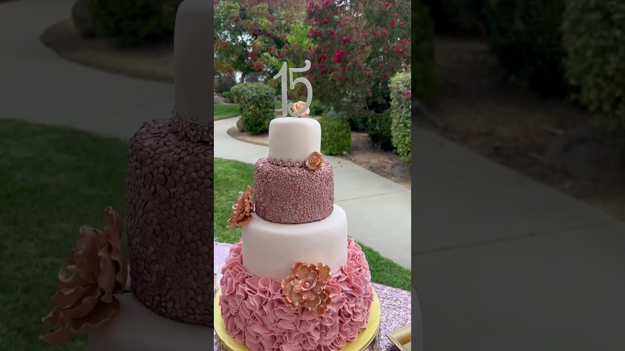 Pink Quince Cake Dreams 💕🤍🎂 #quinceañera #viral