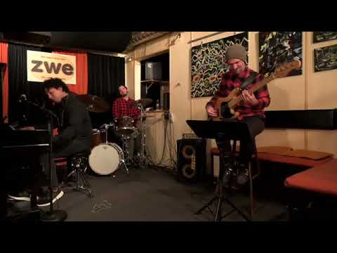 Fagner Wesley Trio - For Clark (Live Streaming at ZWE)