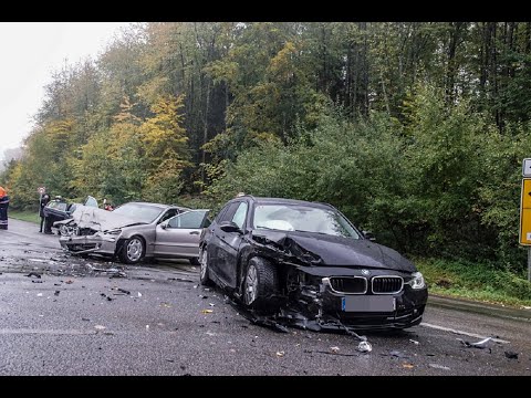 [5 Verletzte nach schwerem Unfall bei Magstadt] Rettungsdienst im Großeinsatz 16.10.2020