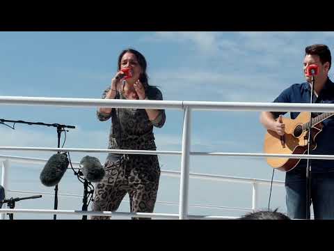 Slongs Die Vanongs Bij Q Music  Beachhouse (11/08/2017)