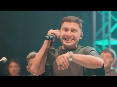 Un besito mas, Mírame a la cara, Perdonarte para que - Los Herrera