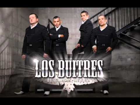 Los Buitres de Culiacan - Andamos Como Hueso