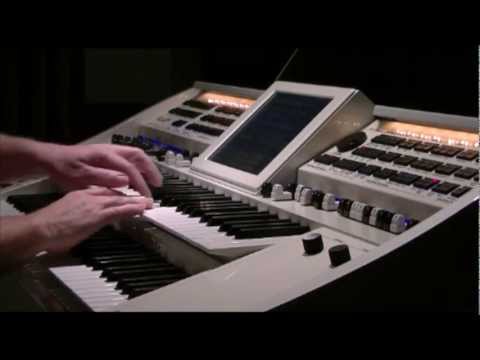 Red Roses For A Blue Lady  |  Wersi Scala