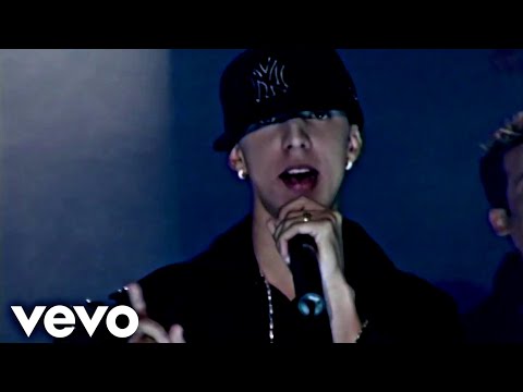 Gata Fiera - Trébol Clan Ft. Hector El Father (Video Oficial)