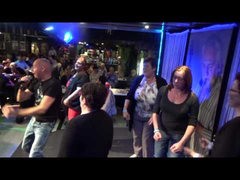 AmbiDance - Sex Met die kale (live) " Den Artiest " Veldegem