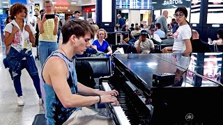 Download lagu I played FIX YOU at the Airport mp3