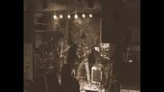 Pineapple And The Monkey /Reface