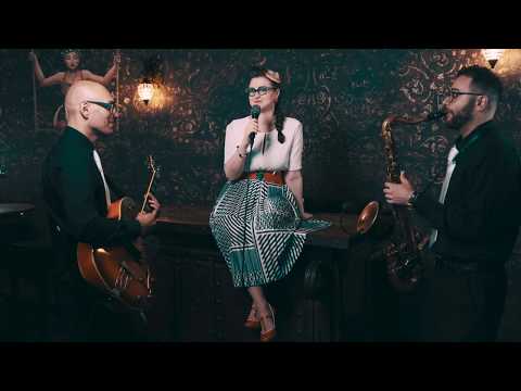 Lady Dillinger Swing Band - Exactly Like You