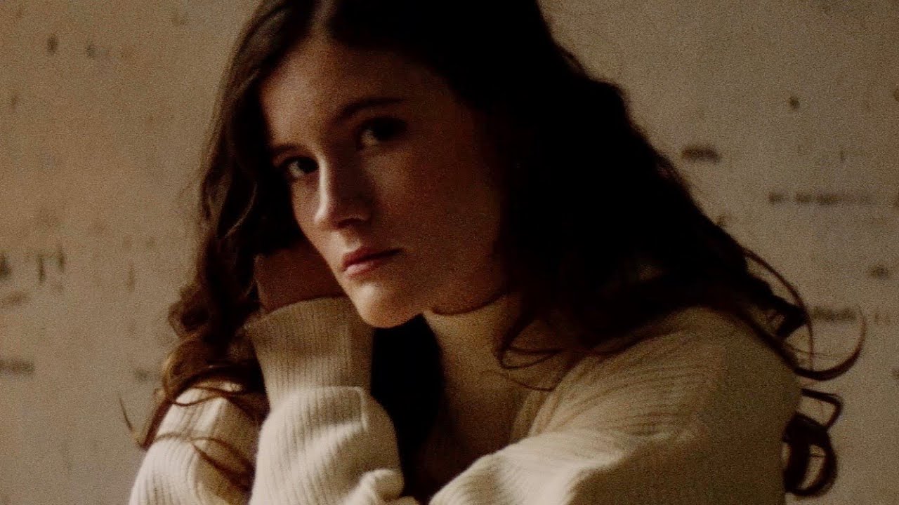 Madeline Juno — Über Dich