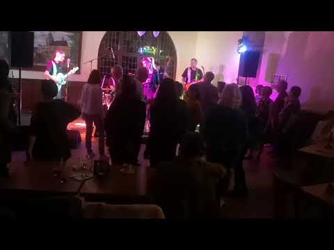 Kikki & the Beatlings, Dessau, Live im Shamrock(2)