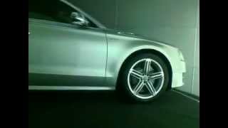 preview picture of video 'Audi S8 - Auto Show Guatemala 2012'