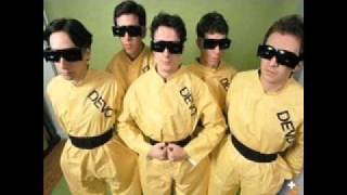 Devo - Mr. B&#39;s Ballroom