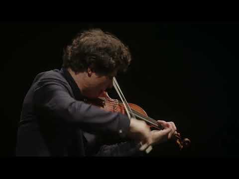 Augustin Hadelich plays Bach Giga from Partita No. 2 Live (2021)