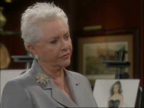 Stephanie asks Eric not to neglect their children