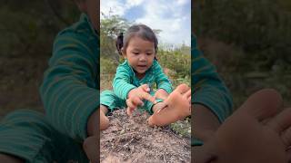Download lagu Survival Skills: SMART ideas and USEFUL with single mom in forest #camping #outdoor #bushcraft mp3