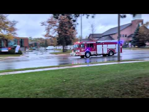 Markham Fire Engine 941 Responding