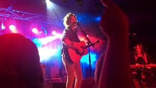 Bernard Fanning live - Not finished just yet