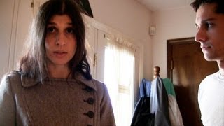 Victoria saves the day - Season 10 Episode 47