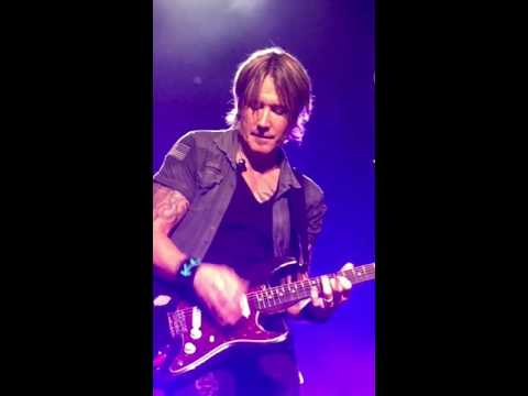Keith Urban - Fighter - Mansfield - 6.25.16