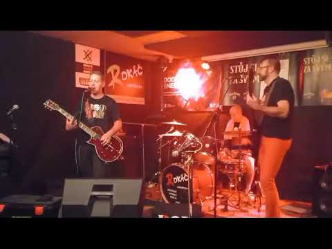BOD ZLOMU - BOD ZLOMU - BOD ZLOMU (live in Rokáč Vinohrady Most)