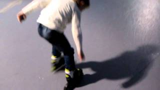 preview picture of video 'First steps on rollerblades'