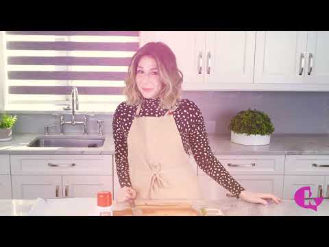 Creamy Queso Dip with Nachos