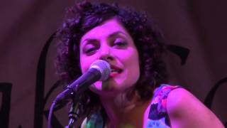 Carrie Rodriguez and Luke Jacobs ~I Cry for Love~  LIVE IN AUSTIN TEXAS