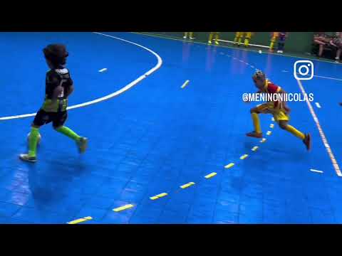 Menino Nicolas AN 2016 Atleta Futsal é Futebol de Campo.