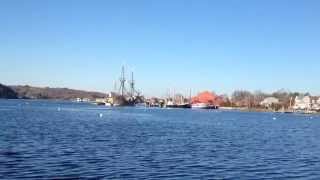 preview picture of video 'Mayflower II Arrives in Mystic CT (3 of 3) 12/14/2014'