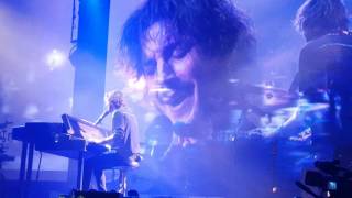 Manuel Carrasco &quot;Desde aquí del otro lado&quot;