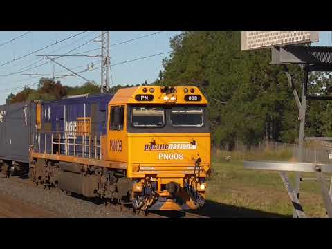 Pacific National PN008 Container Train passing through Beerburrum 82P7 Townsville bound