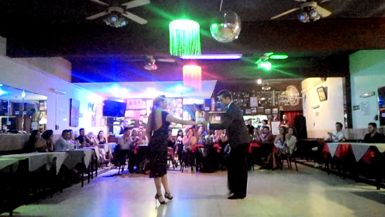 Mayra Nieto y Jonny Carvajal 8/3/17 video 1