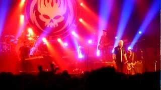 The Offspring - Hurting As One/All I Want/Come Out And Play (Live In Montreal)