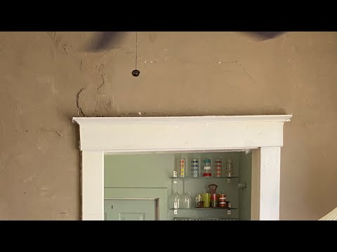 Cracking Walls & Unlevel Floors in Savannah, GA