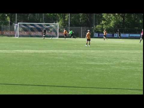 27 mei 2017 Toernooi DTS Ede  VV De Meern JO 15-1 - TOGB JO 15-1 0-4 Doelpunt TOGB (0-3)