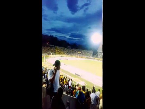 "Que te pasa demonio" Barra: Avalancha Sur &bull; Club: Deportivo Táchira
