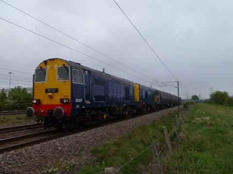 GBRF class 20s 20301, 20302, 20305 & 20304 on 6Z20 thrash their way north of peterborough