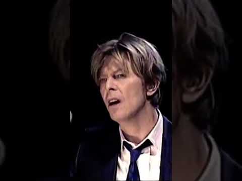 David Bowie live in 2002 #Pixies #DavidBowie #Cover