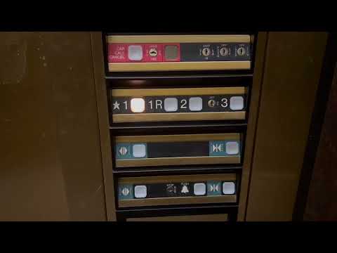 Gibsonia, PA | Dover/Marshall Oildraulic MRQ 25 Elevator - 5475 William Flynn Highway