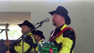 Dos Puñales   Viejones de Linares