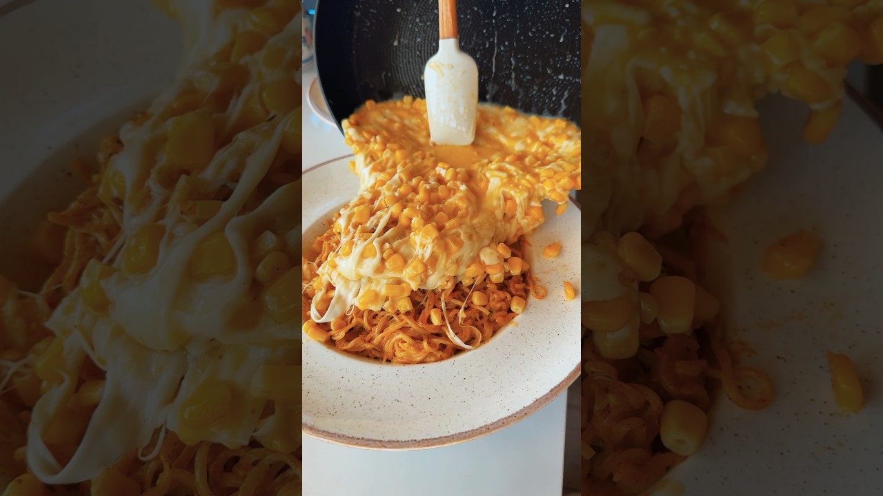 Cheese & corn noodles 🍜
