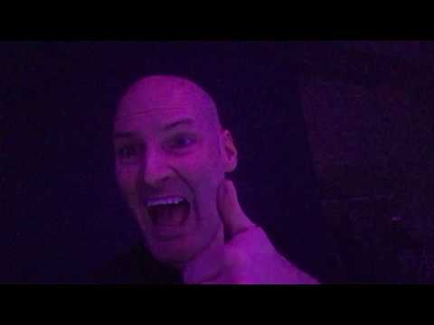 LT plays Easy Boy at Avant Gardner