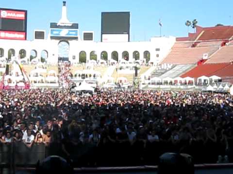 Oscar G at Electric Daisy Carnival 2010 playing  DMS12 - City of LA