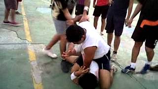 preview picture of video 'pelea en ALTOS DE MOTASTEPE.'