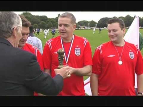 England World Cup Song 2010. Stand Up 4 England - Parklife.