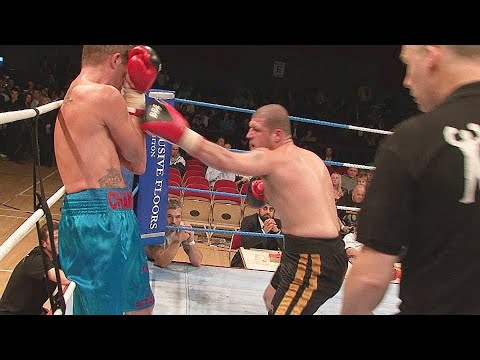 Classic IBA Boxing - Rocky Muscas v Stevey 'Boy' Martin - 10 Round Scrap!