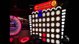 Bay Tek Games- Connect 4 Deluxe