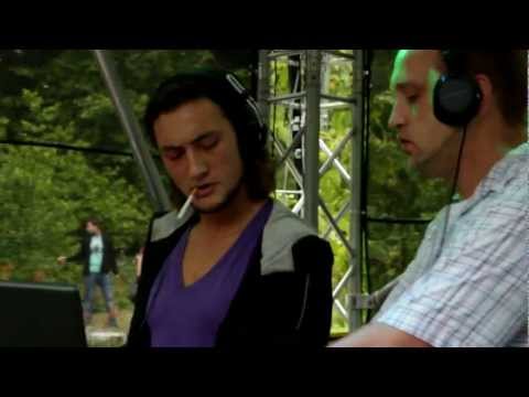 Juicy Beats 16 - Flo Mrzdk & RobDee (MELONE)