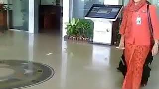 Download lagu #Mantap #PRAMUGARI BANDARA banda aceh pakek jilbab mp3